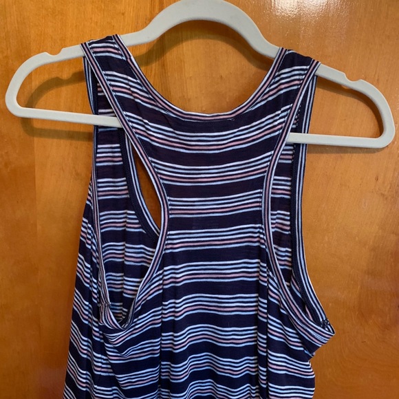 Express Tank. NWT. - Picture 6 of 6